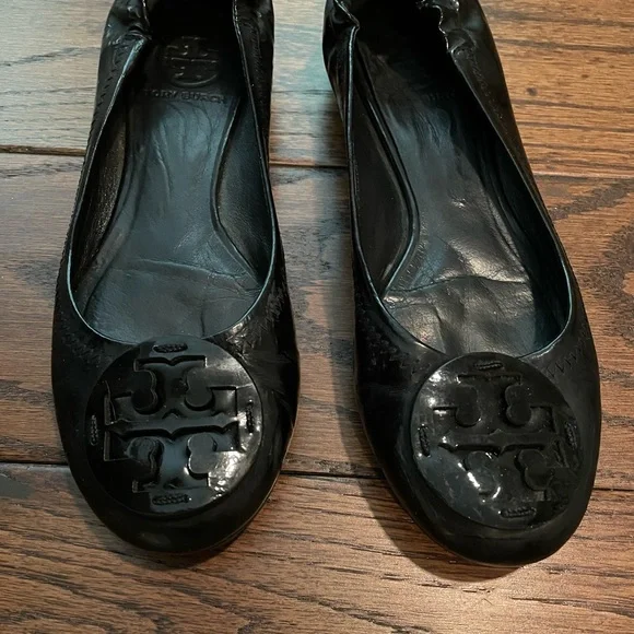 Tory Burch Patent Leather Ballet Flats Black. Size 5 - Picture 4 of 7